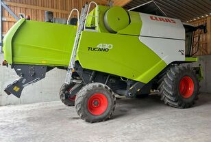 mesin pemanen gandum Claas Tucano 430
