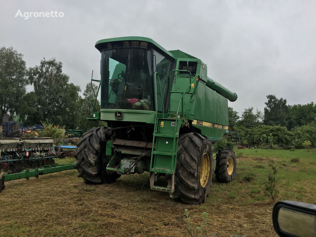 mesin pemanen gandum John Deere 9500  rozbor untuk suku cadang