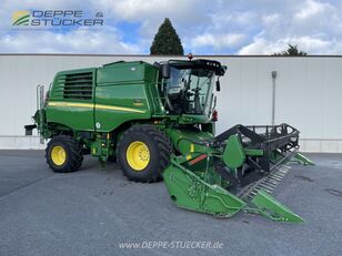 mesin pemanen gandum John Deere T550 mit 622R