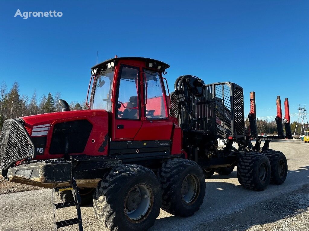 forwarder Komatsu 875