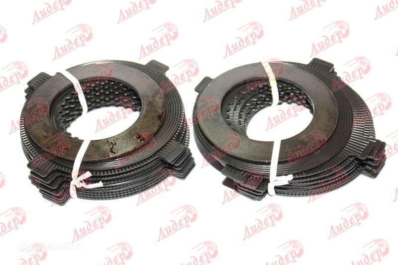 suku cadang Komplekt friktsionnyh diskov / Set of friction discs 377177A3 untuk traktor roda Case IH