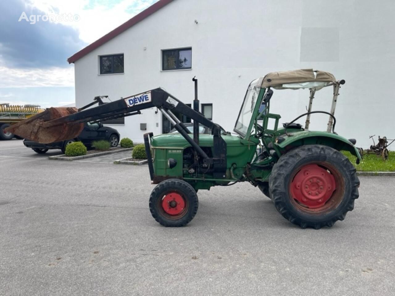 traktor roda Deutz-Fahr D 4005