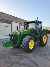 traktor roda John Deere 8345 R