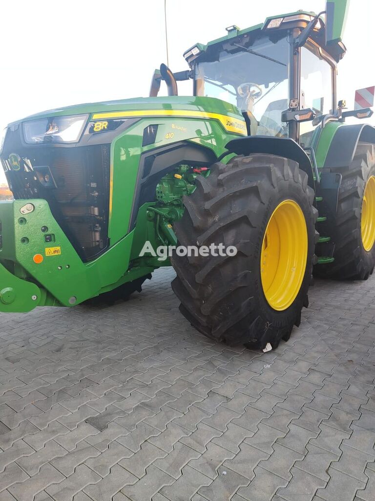 traktor roda John Deere 8R410 baru