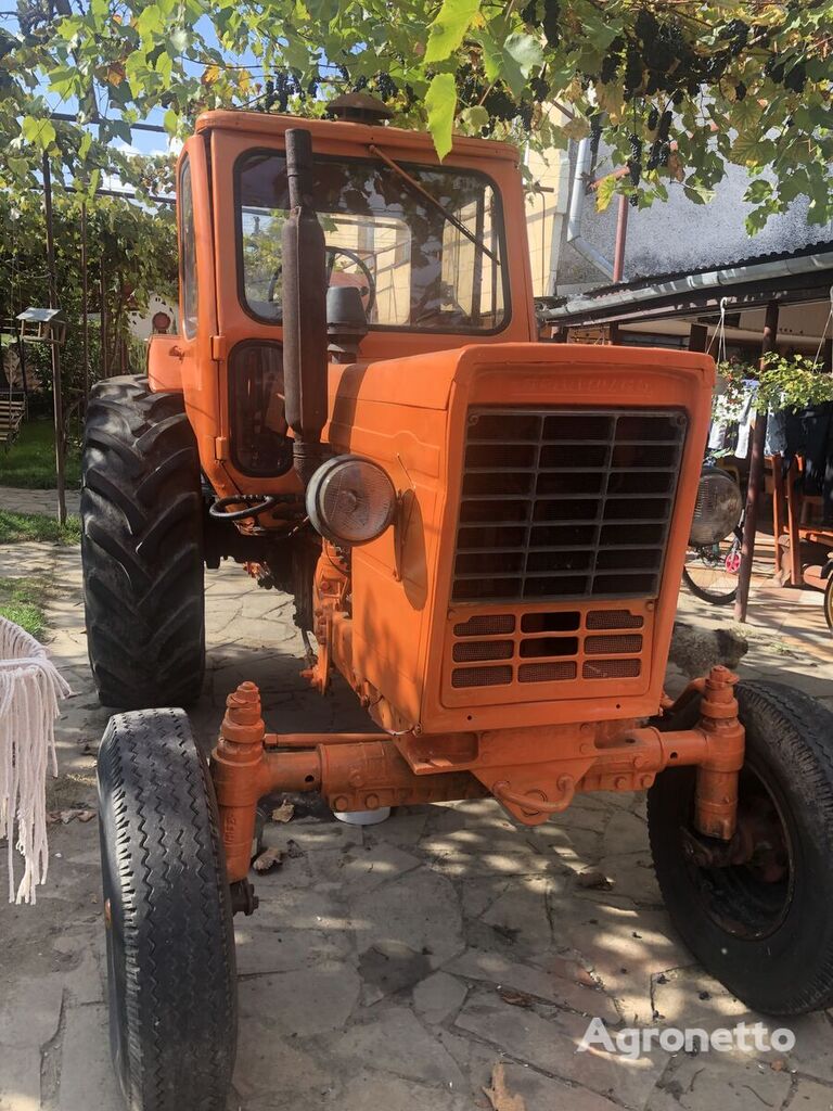 traktor roda MTZ 50