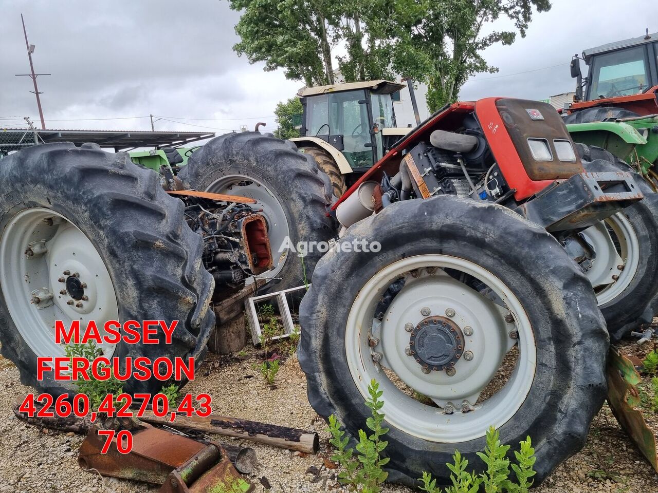 traktor roda Massey Ferguson 4260,4270,4370DT PARA PEÇAS. untuk suku cadang