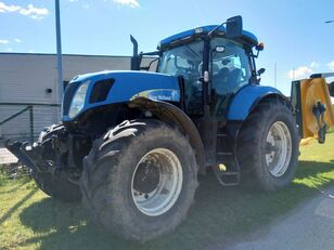 traktor roda New Holland T 7050 PC