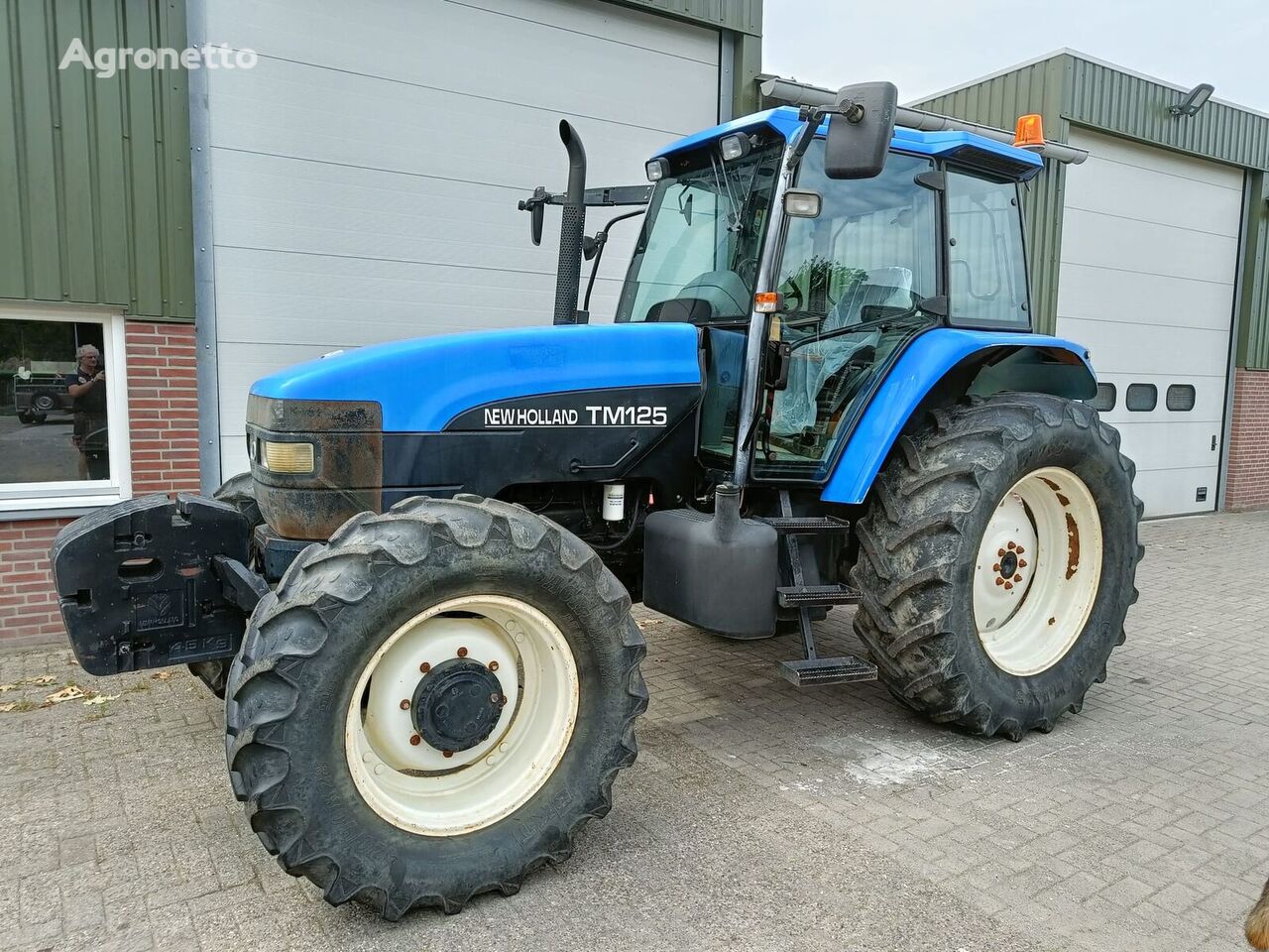 traktor roda New Holland TM125 Supersteer Range Command
