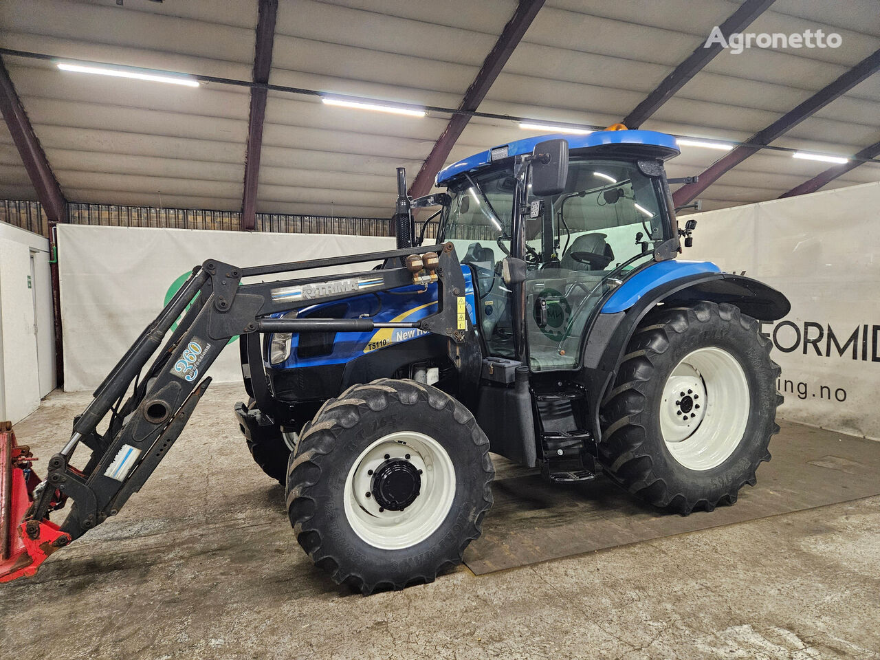 traktor roda New Holland TS110A #TAR INNBYTTE
